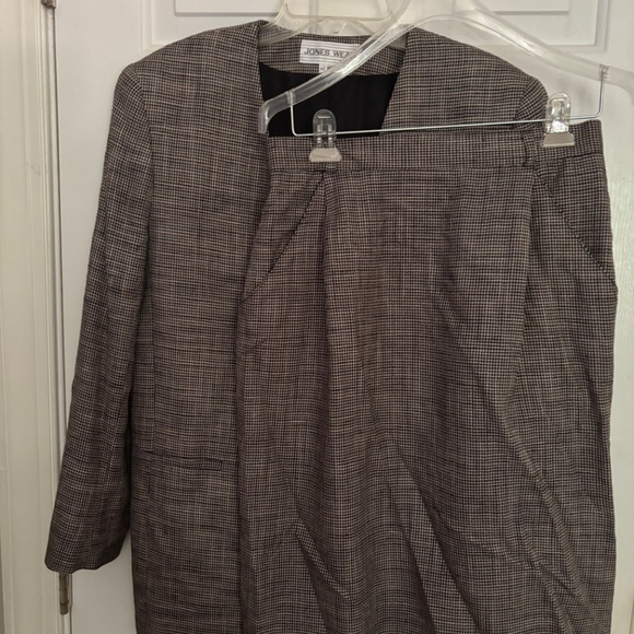 2PC Jones Wear Houndstooth Black & Biege (Jacket & Skirt)  w/Pockets Size 10 - Picture 1 of 11